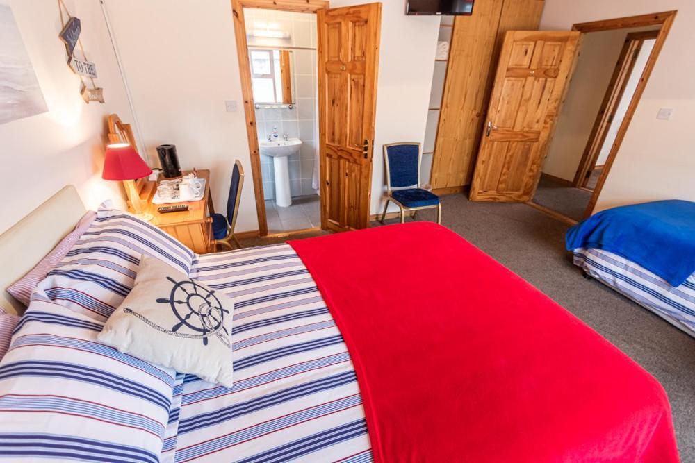 Seawinds Bed And Breakfast Killybegs Bagian luar foto