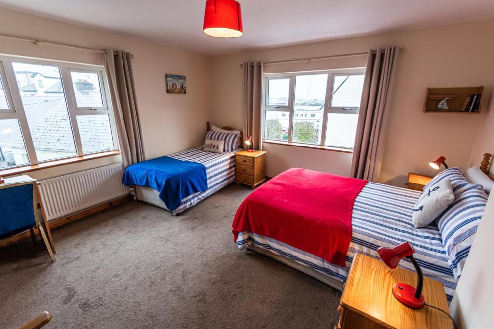 Seawinds Bed And Breakfast Killybegs Bagian luar foto