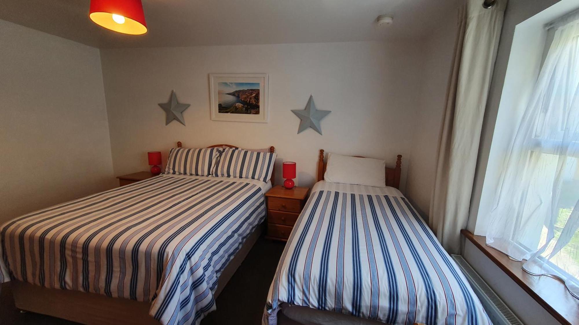 Seawinds Bed And Breakfast Killybegs Bagian luar foto