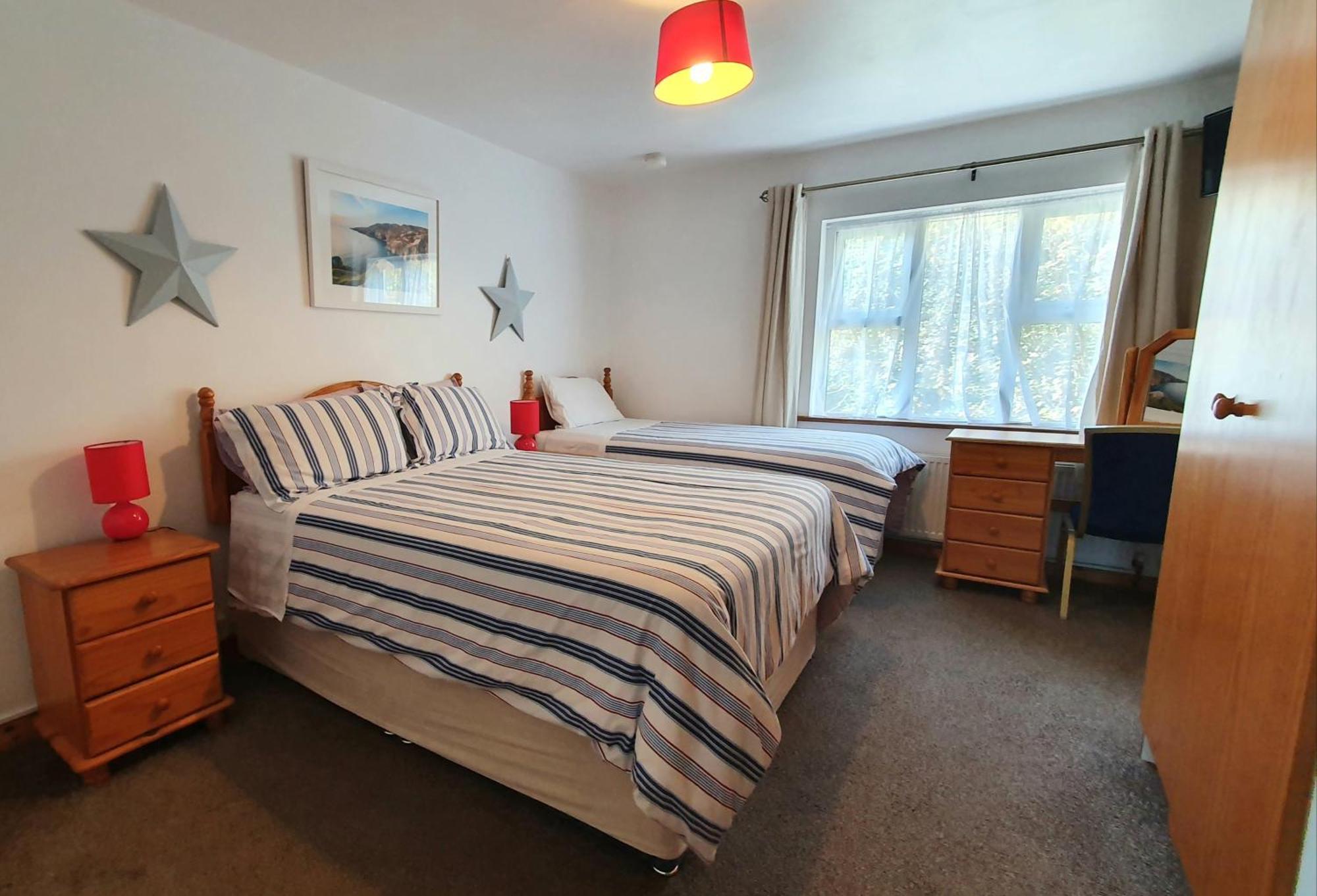 Seawinds Bed And Breakfast Killybegs Bagian luar foto