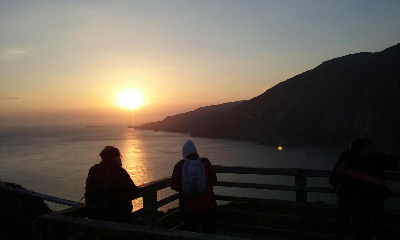 Seawinds Bed And Breakfast Killybegs Bagian luar foto