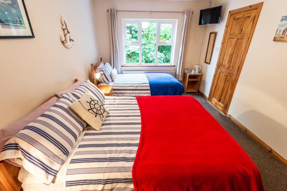 Seawinds Bed And Breakfast Killybegs Bagian luar foto